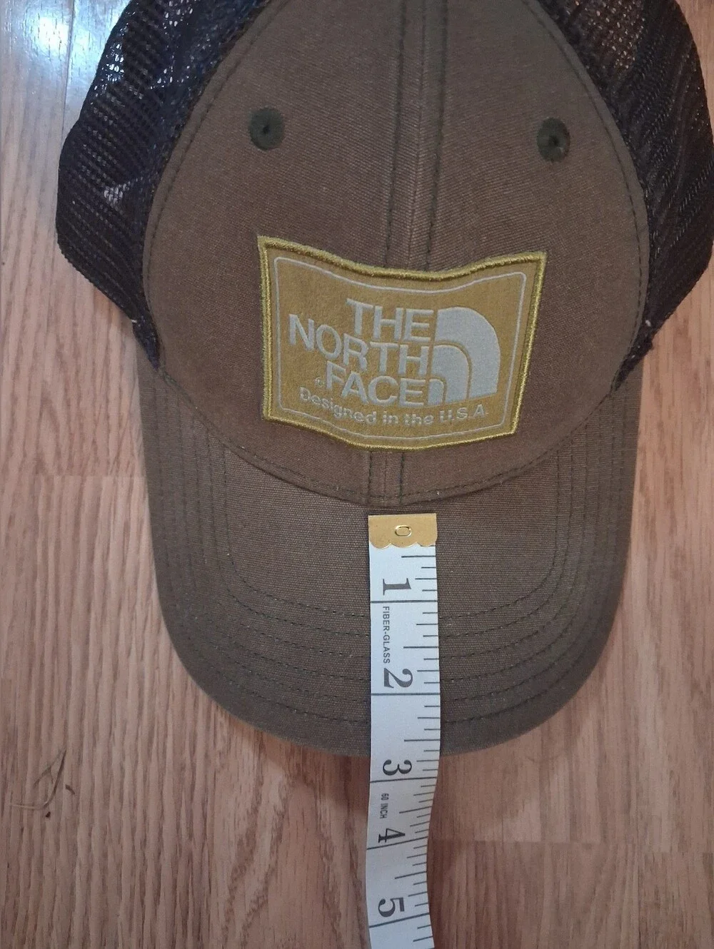 THE NORTH FACE mudder trucker cap.  Unisex.  Olive green & black.